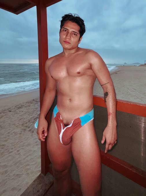Benjaviano — Nacktfoto — Summer vibes with @SHOPjjmalibu