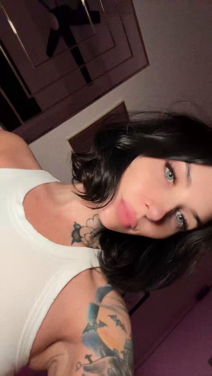 Ivy Lebelle NY — vídeos pornos — The type of girl that’s wet before you touch her 😈❤️