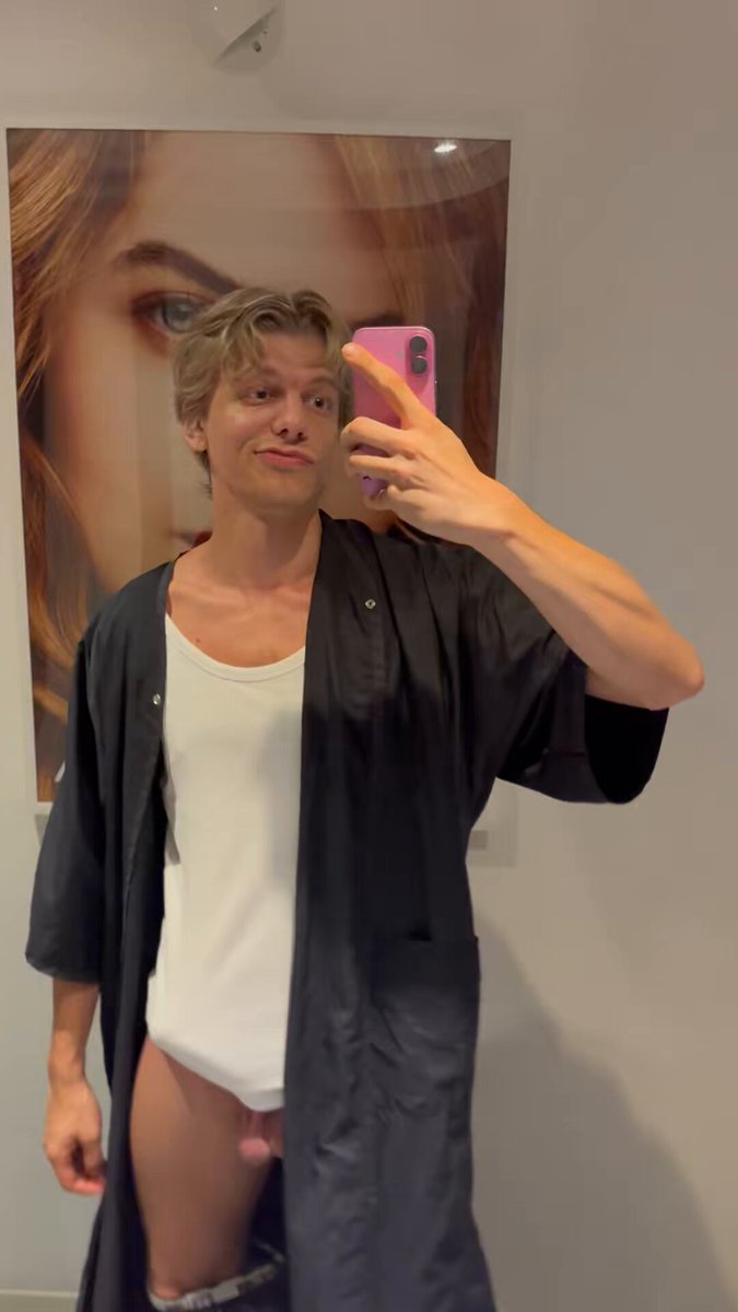 Leo Louis — Pornovideos — Birthday boy 🎁🎉 Show me some ASS