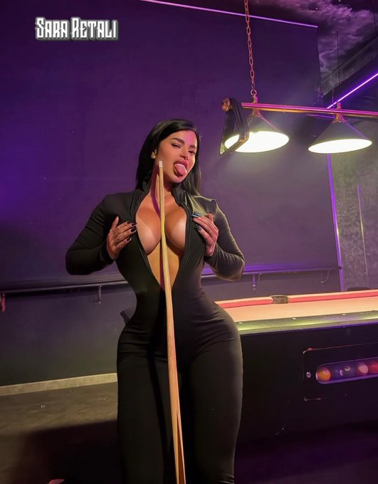 SARA RETALI — foto desnuda — Feliz sábado papasito🎱😈 wanna play with me, papi? just a little warning… i can make u see heaven or send u straight to hell. the choice is yours 😇🔥💋 🔥Rt Heaven, 🩷Hell