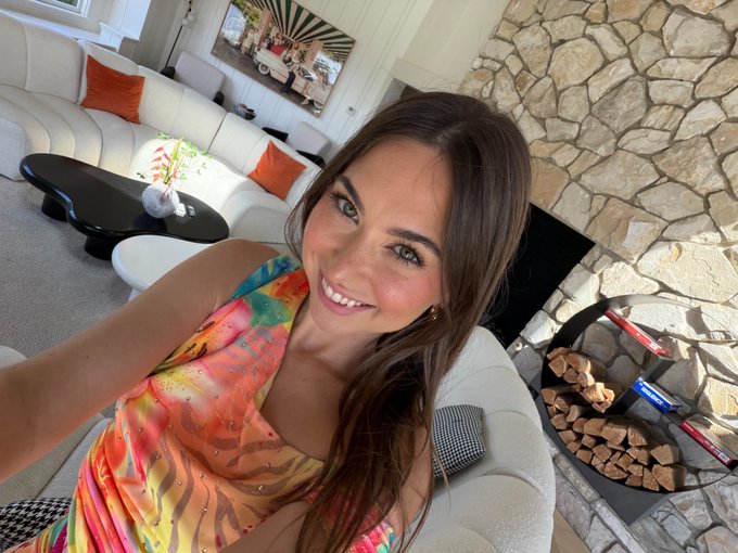 Riley Reid — foto desnuda — Morning <3