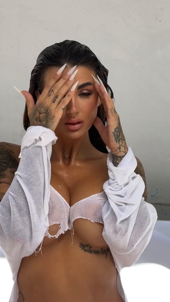 Susy G — Vídeo — Te espero 🤍 ahora conectada aquí