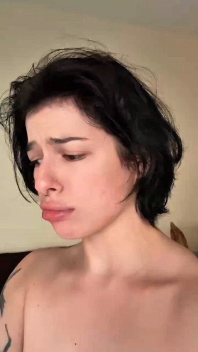 Vladochka — Pornovideos — STOP 🤫